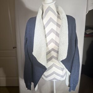 Abercrombie & Fitch Navy and Cream Cardigan
